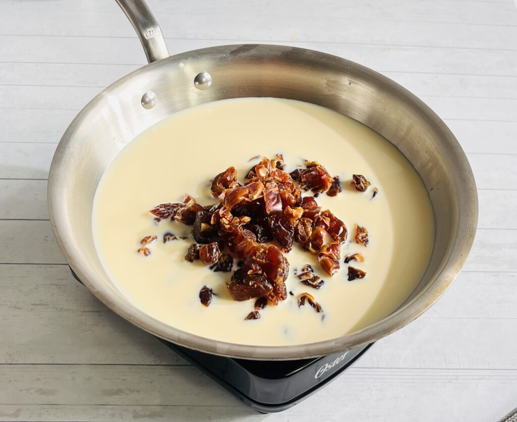 how to make The Best Ever Sticky Toffee Pudding(eggless)