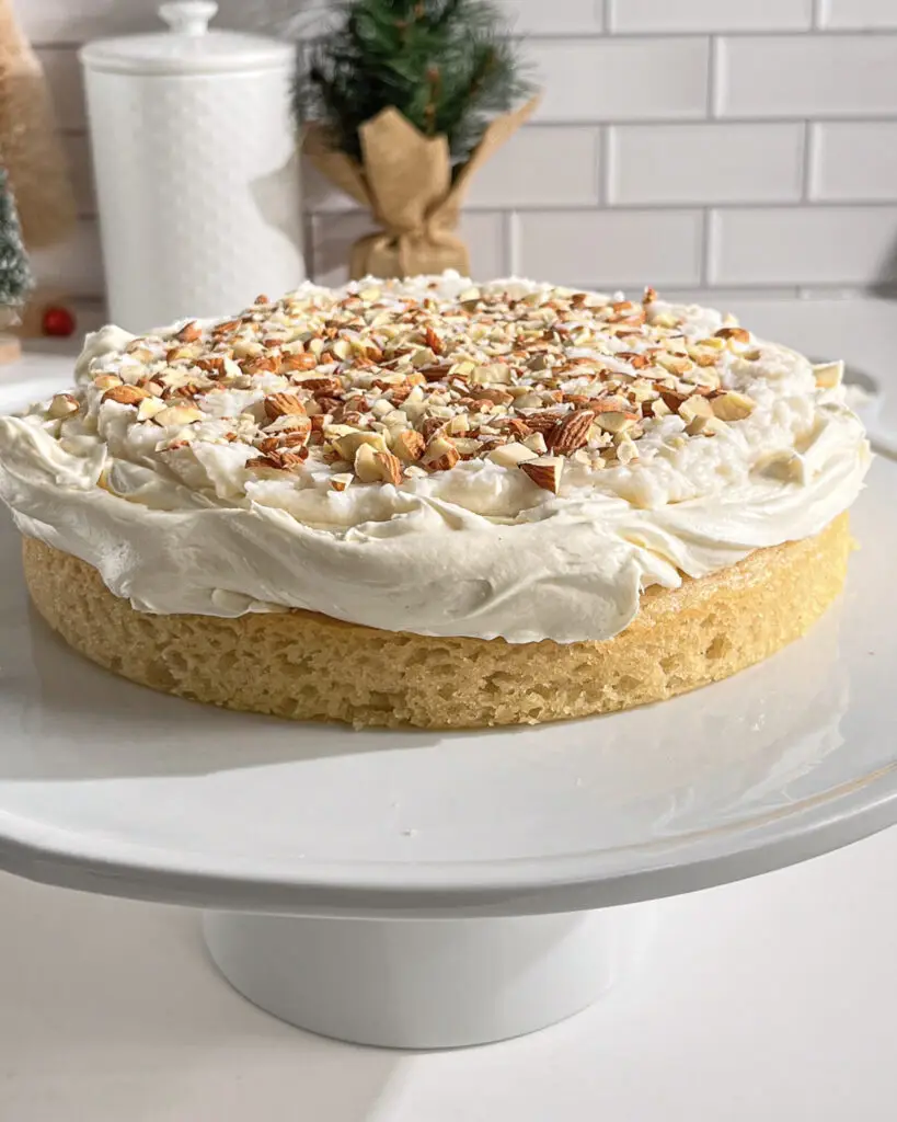 how to make white chocolate cake with coconut almond eggless