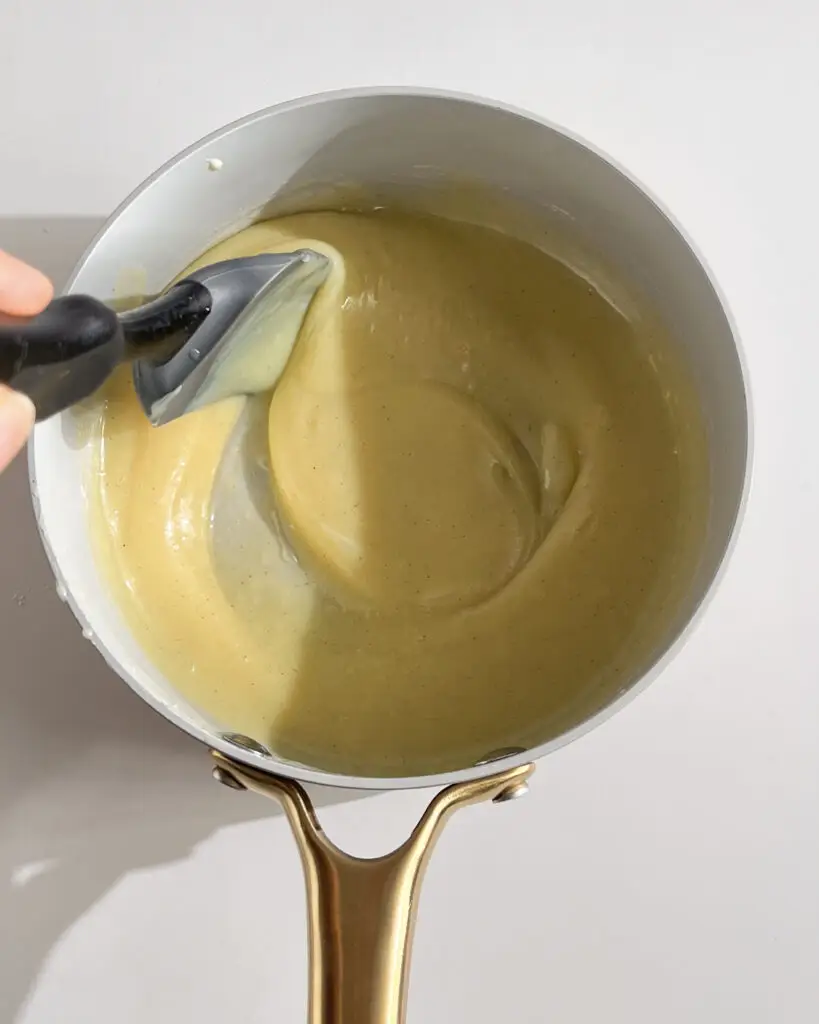 how to make white chocolate buttercream frosting