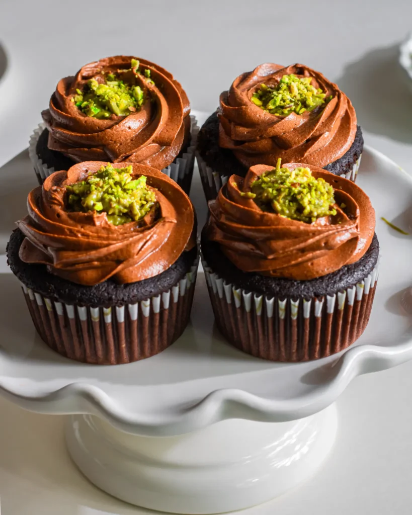 Moist chocolate Pistachio cupcakes without eggs
