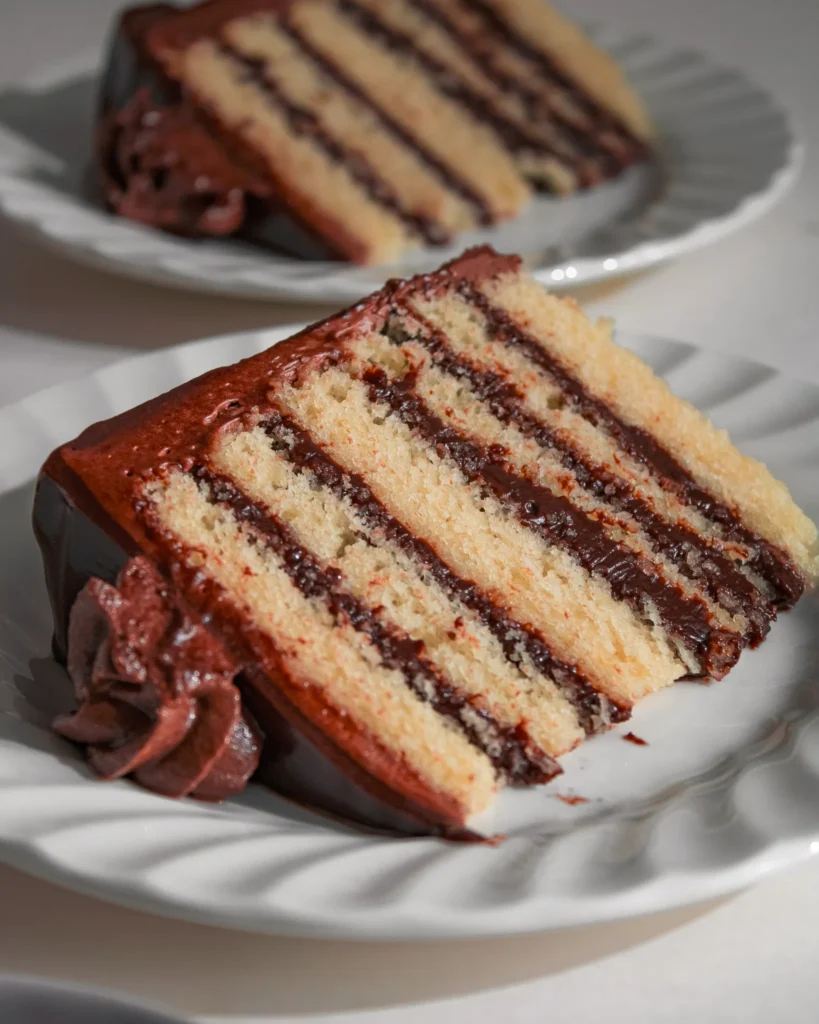 eggless cake with chocolate buttercream